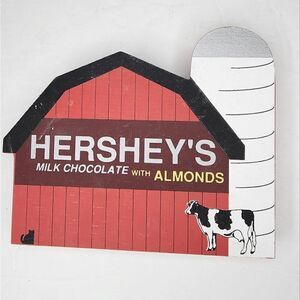 The Cats Meow 1992 Hersheys milk chocolate with almonds barn figure collectable